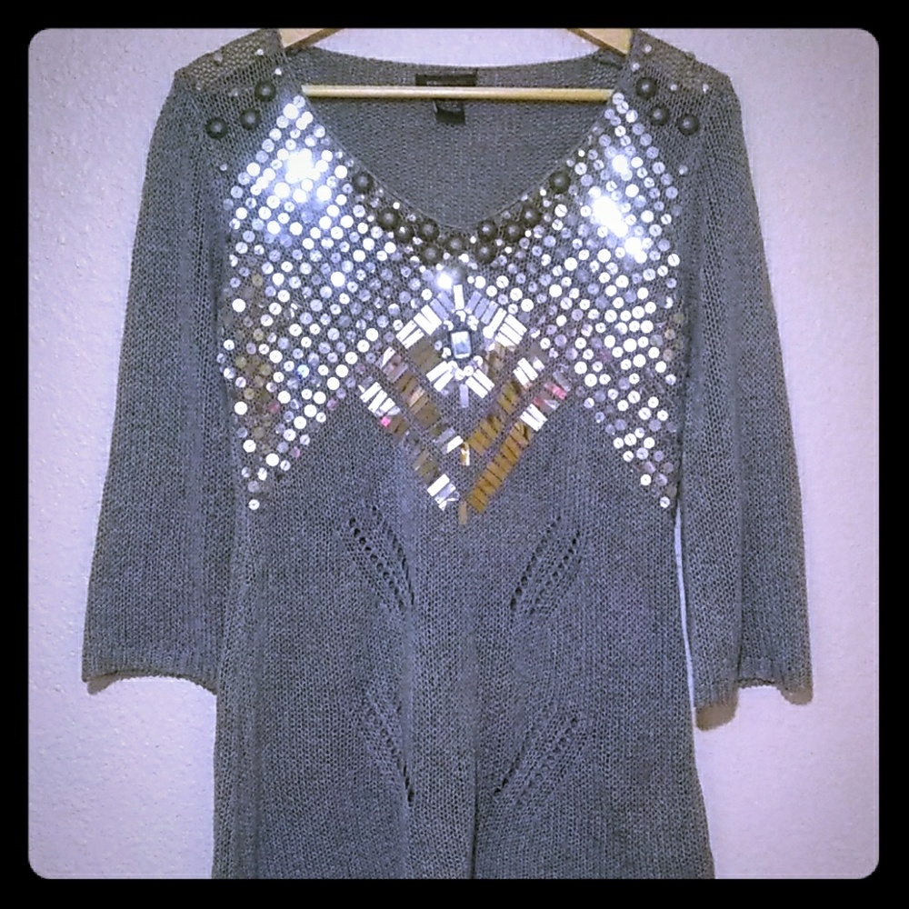 WOMEN'S BCBG BEAUTIFUL SWEATER